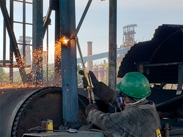 Reforma do alto forno da maior siderúrgica da América Latina